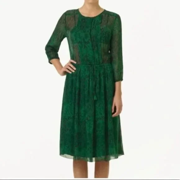 aritzia green velvet dress Susanne Lively Girls Emerald Green Christmas Dress main image 0